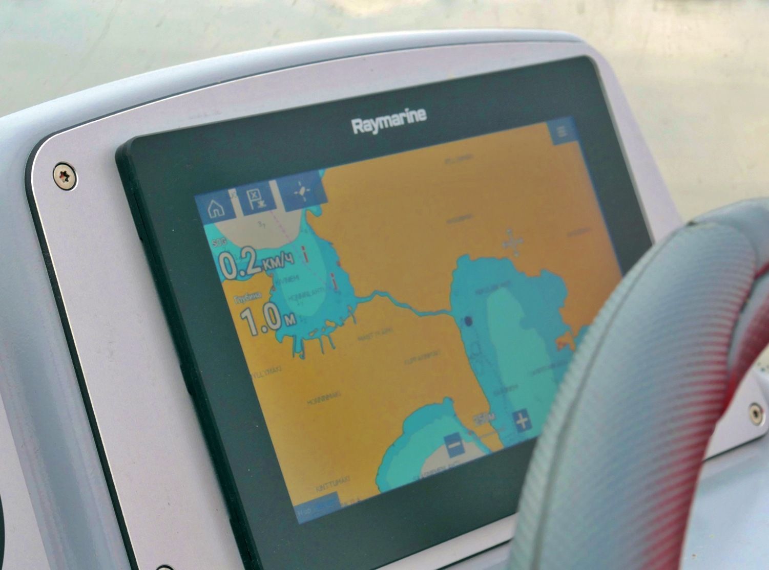 Raymarine навигатор
