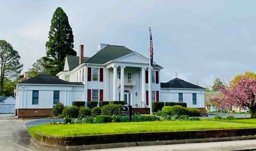 R.W. Baker & Company Funeral Home and Crematory - Suffolk, VA