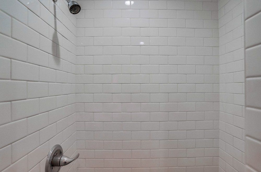 5326 Whitsett Ave vanity bathroom