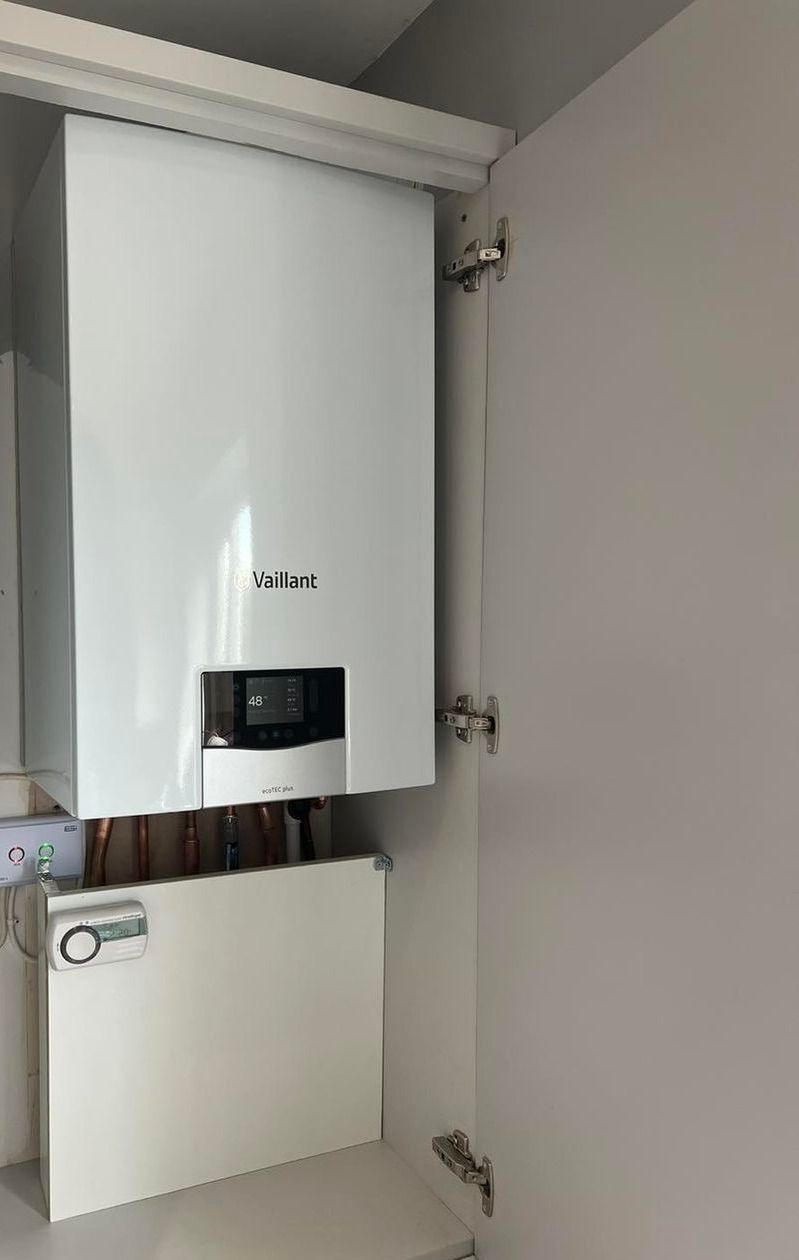 Vaillant ecotec plus combi boiler