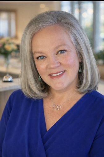 Angela Mckinney headshot
