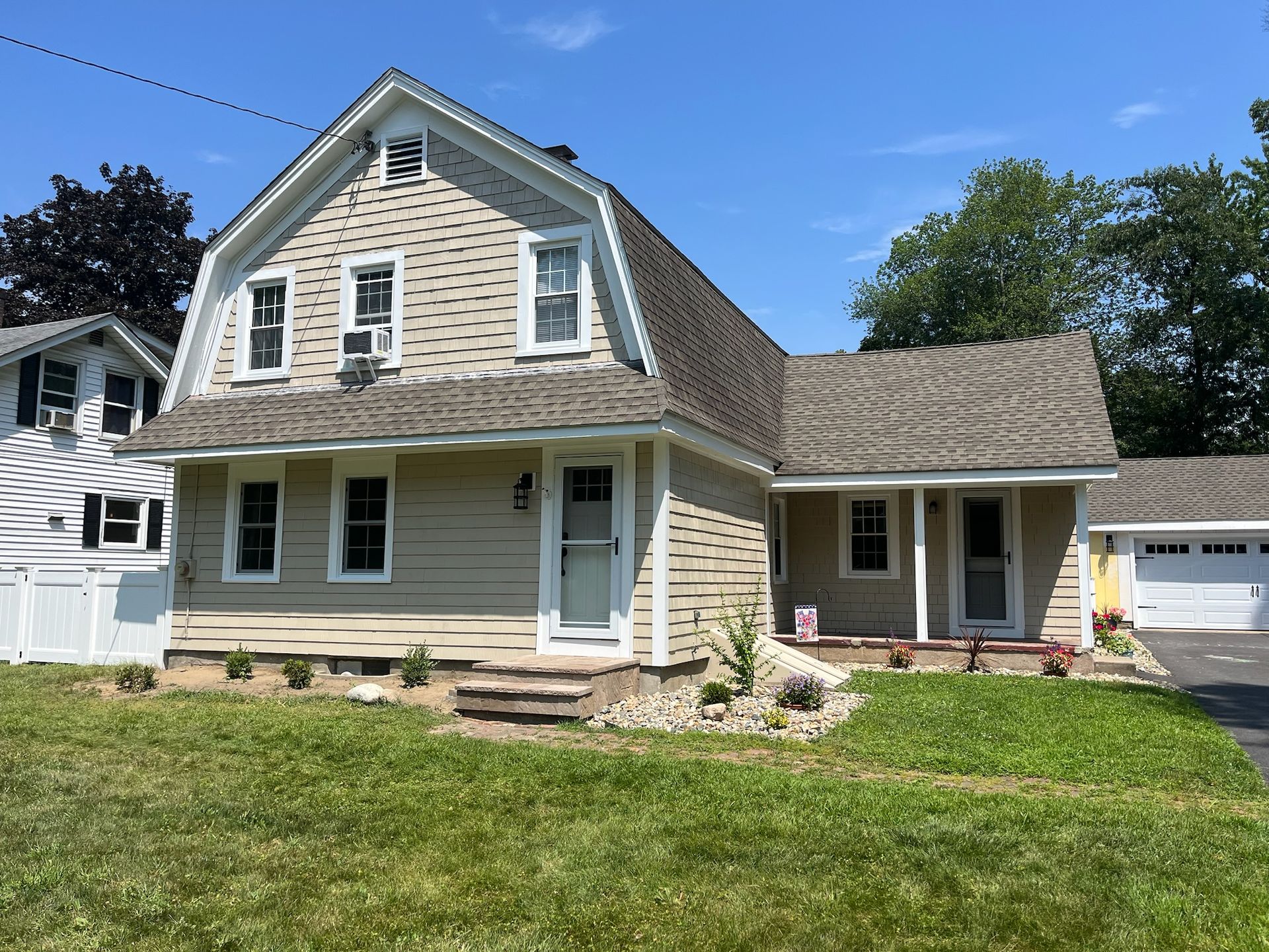 House trim and shutters repaint by Pioneer Painters in Hartford, CT