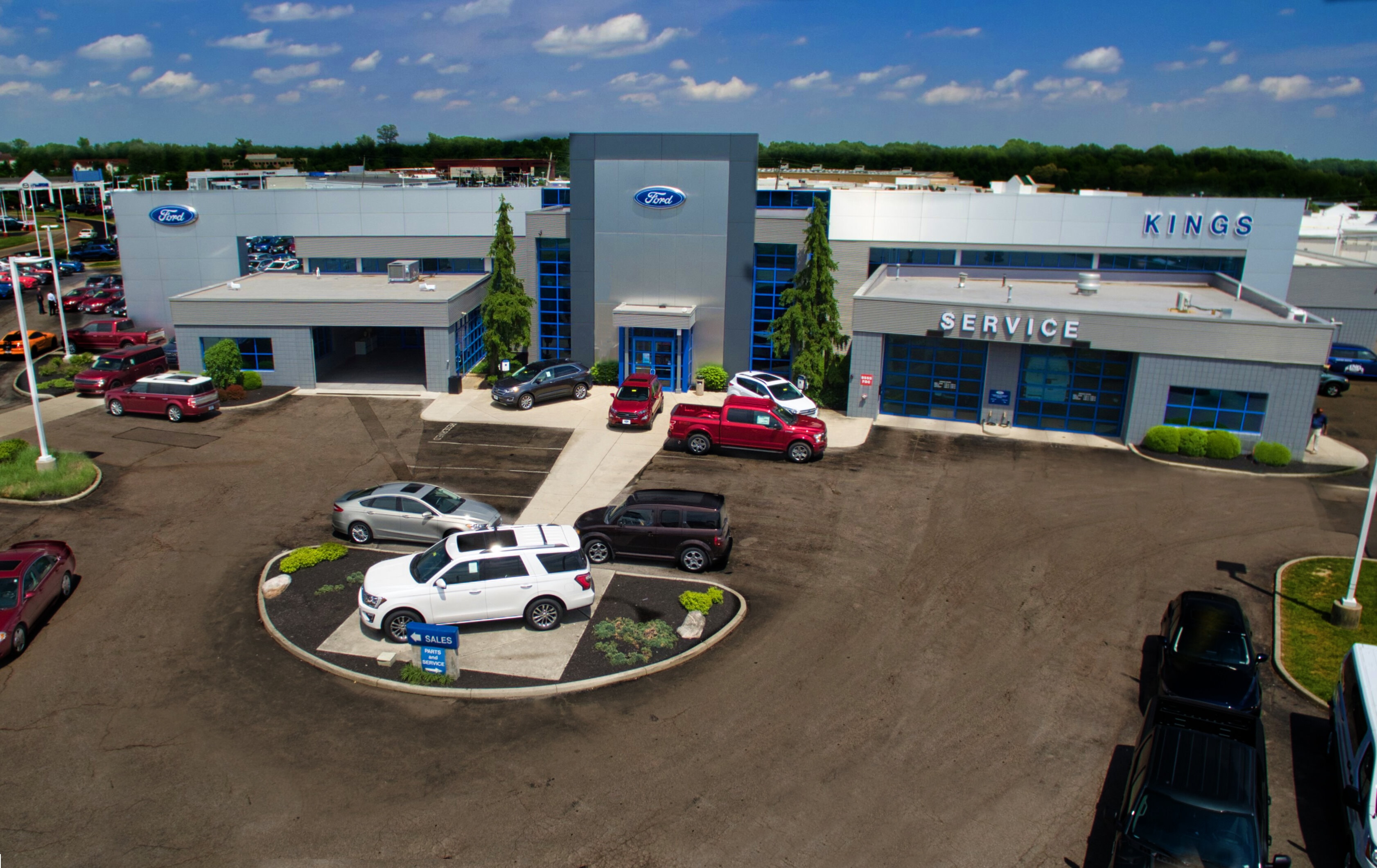 ford dealership employee