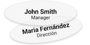 Dos placas blancas superpuestas con los nombres John Smith, Gerente, y Maria Fernández, Dirección.