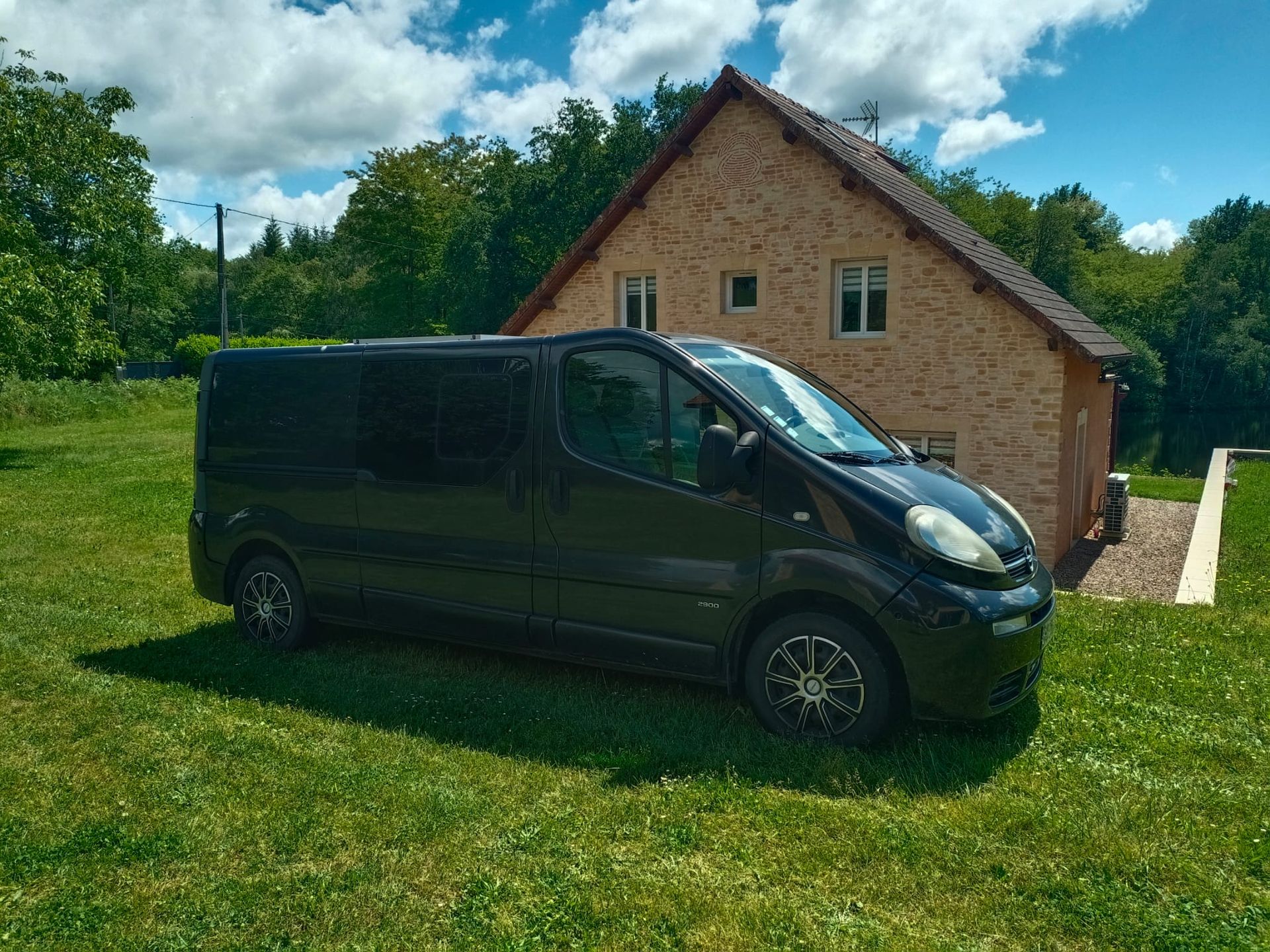 Convoyage automobile de Lille à Angoulême