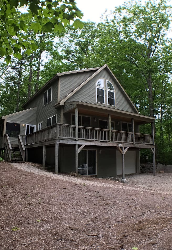 Ruffhouse Rentals, Dog Friendly Vacation Rentals in NH
