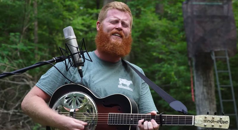 Country Music Sensation Tells Execs to Pound Sand: ‘People in the Music Industry Give Me Blank Stares When I Brush off 8 Million Dollar Offers’