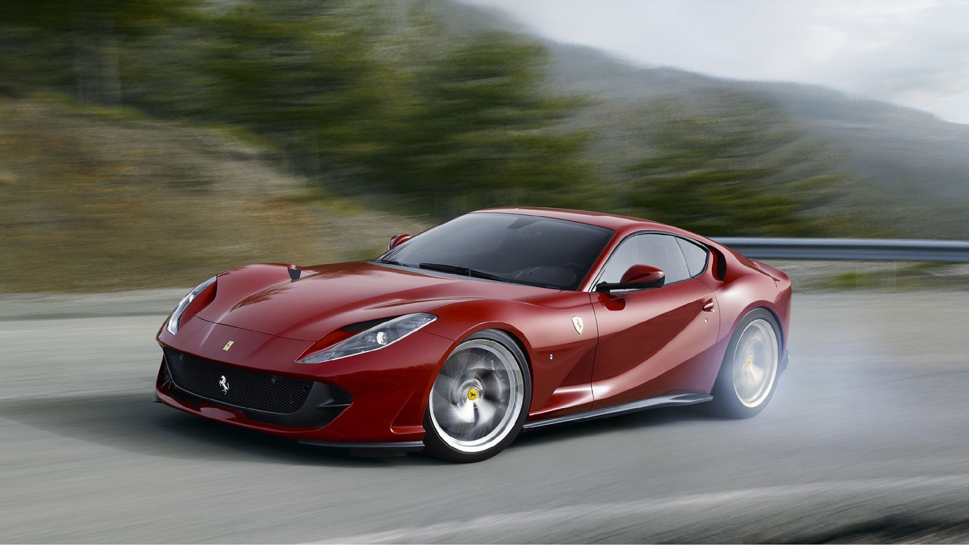 ferrari in curva