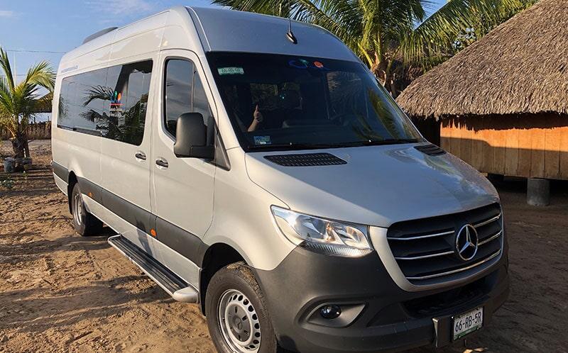 CAMIONETAS TURÍSTICAS DE MORELOS SA DE CV - RENTA POR DÍA O POR HORA