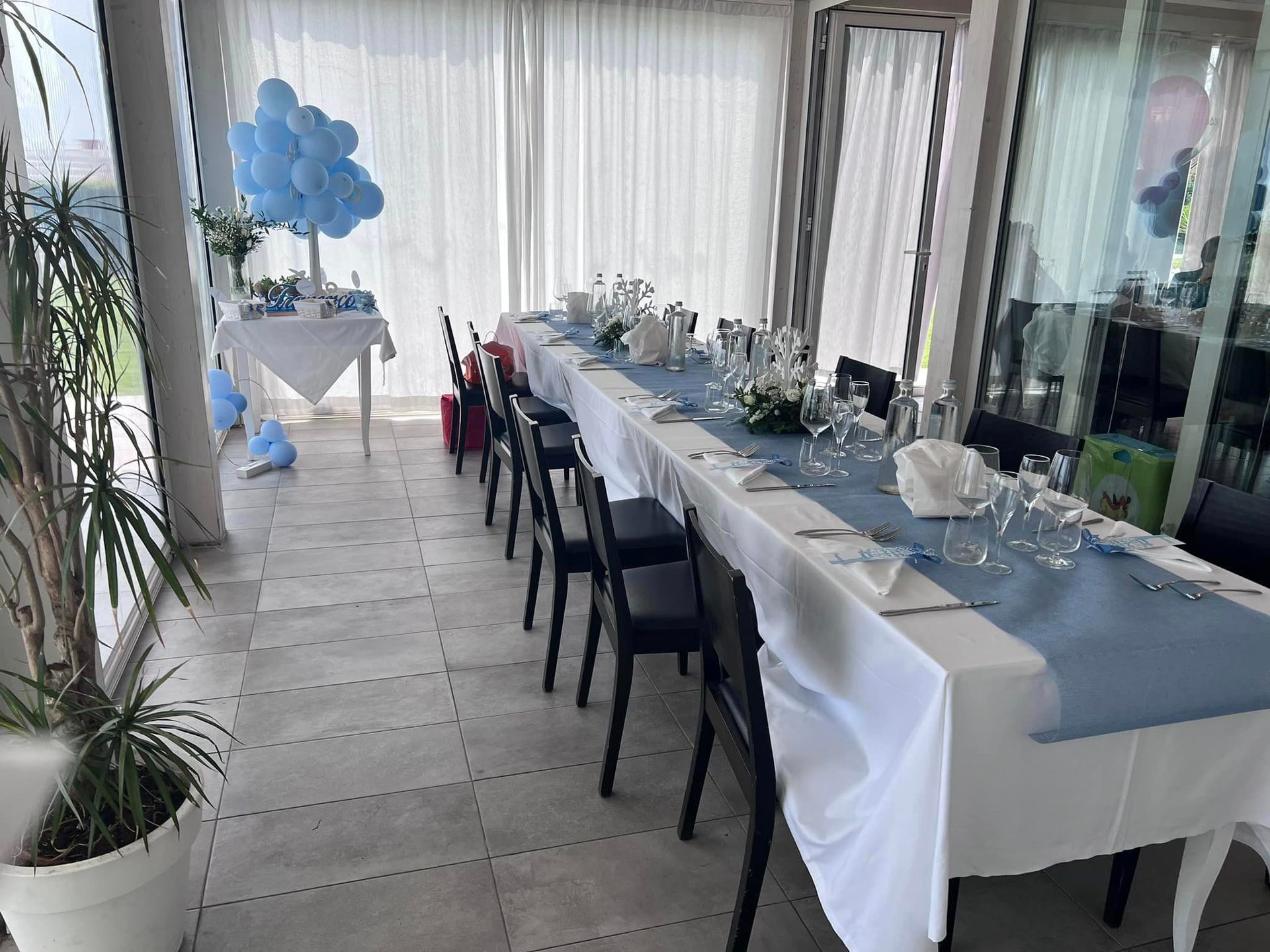 allestimento tavoli