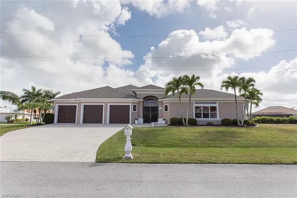 SW 28th Pl, Cape Coral, FL