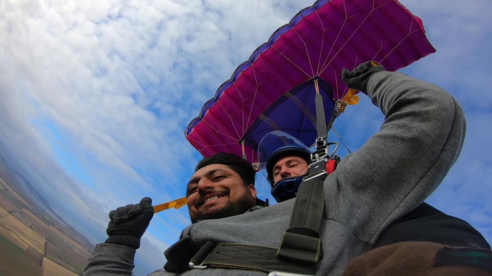 Student takes control of parachute