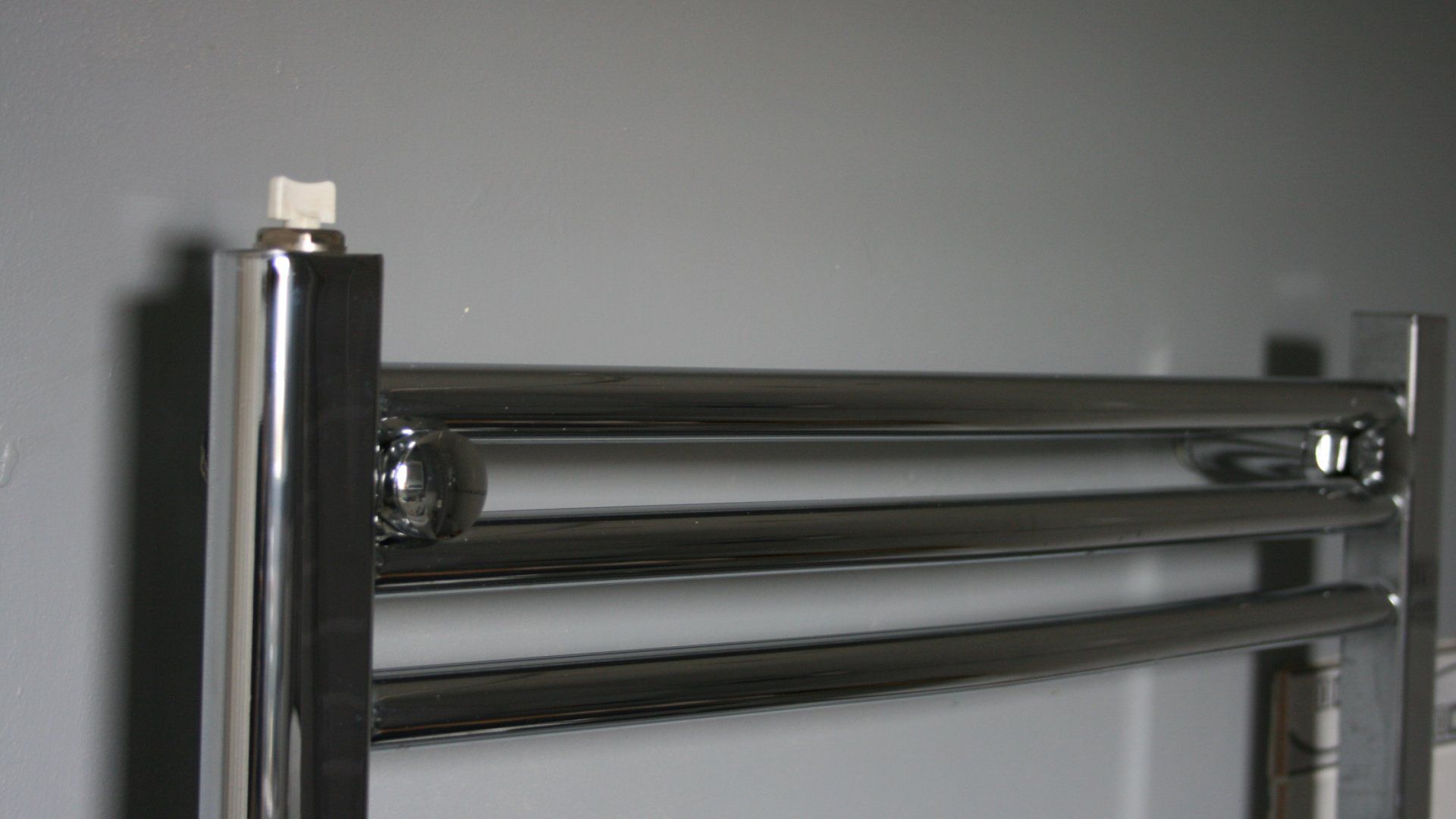 How does air get into radiators? Assett Plumbing Northampton, Kettering, Corby, Wellingborough