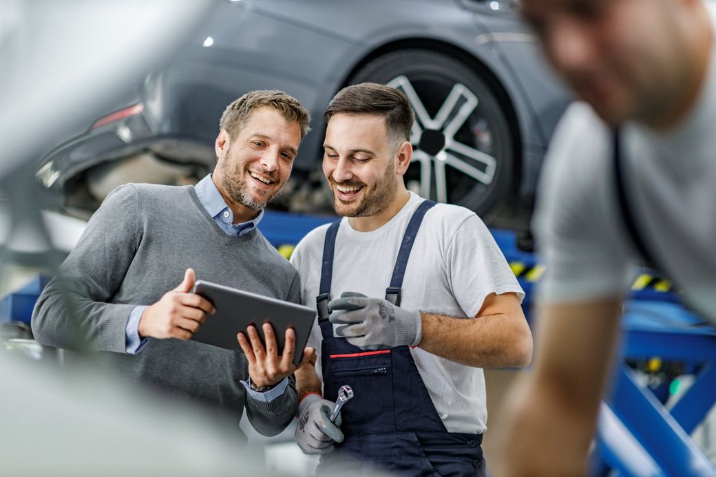 Happy Customer And Technician — Grass Valley — Gold Country Automotive Happy Customer And Technician — Grass Valley — Gold Country Automotive