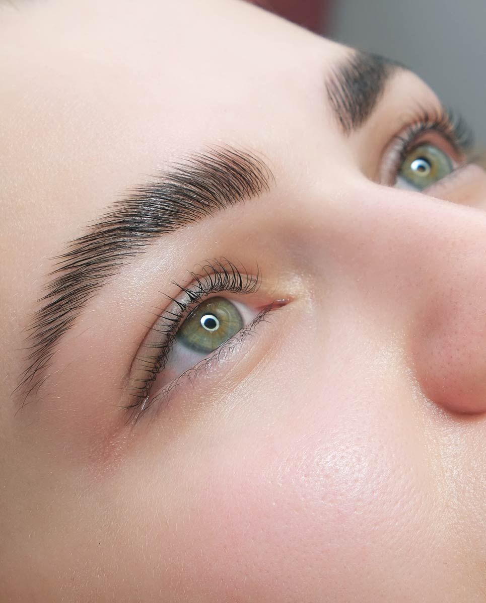 permanent eyebrow make up close up