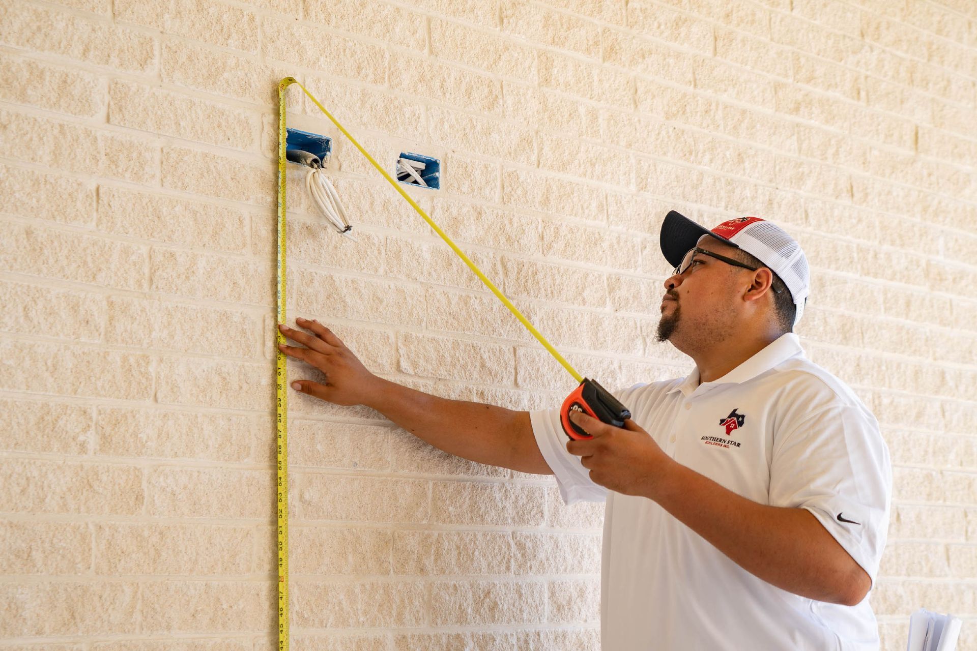 construction measurement wall layout