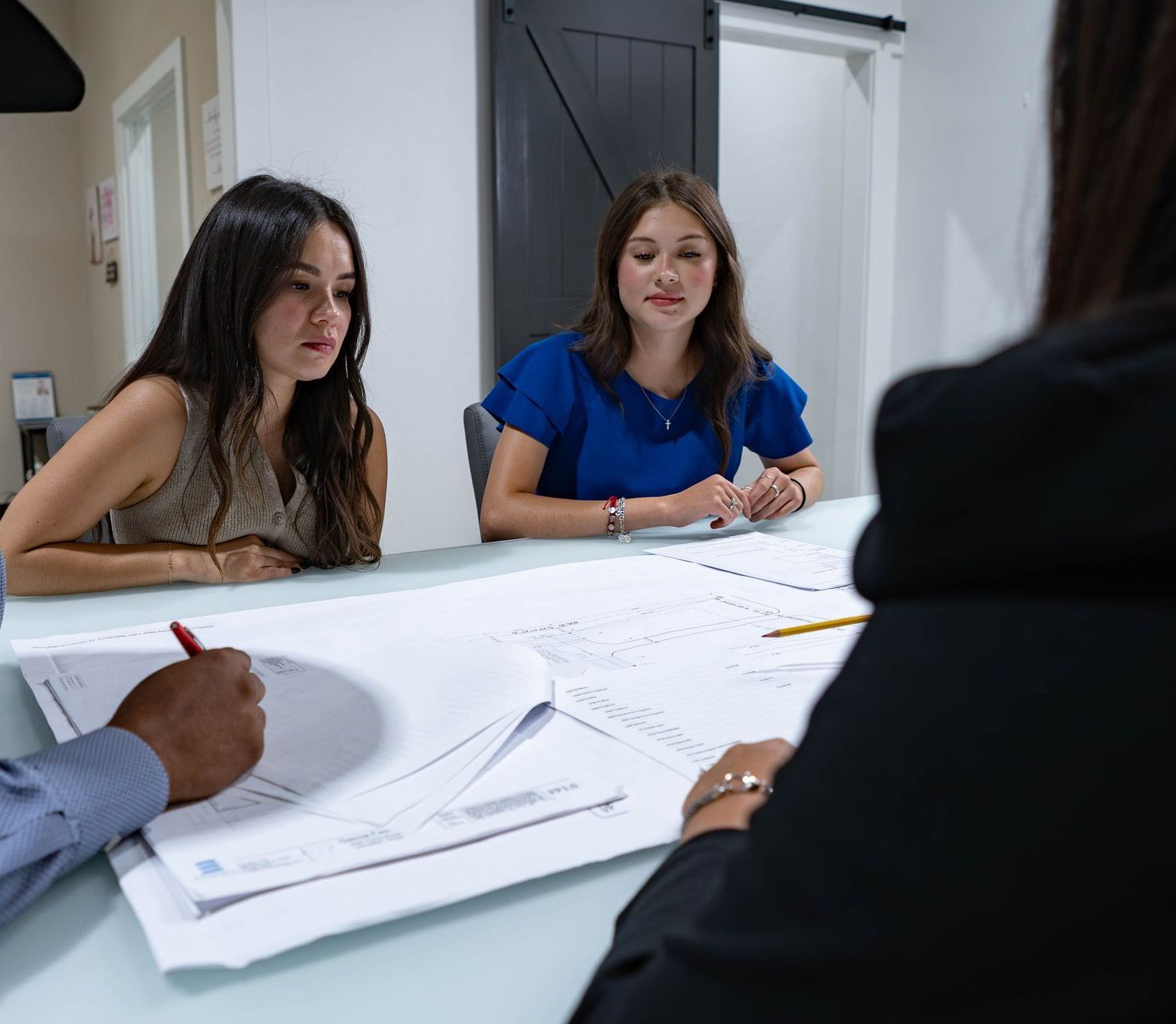home design consultation meeting