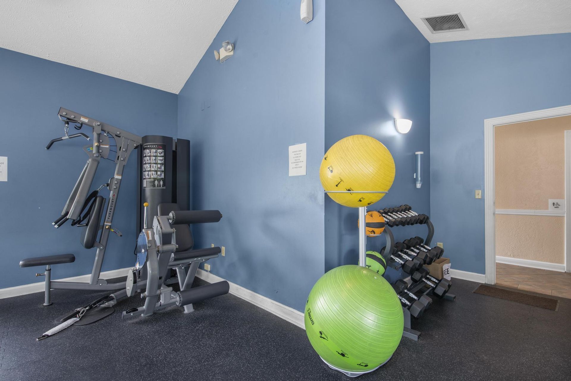 Columbia Woods Apartments photo gallery