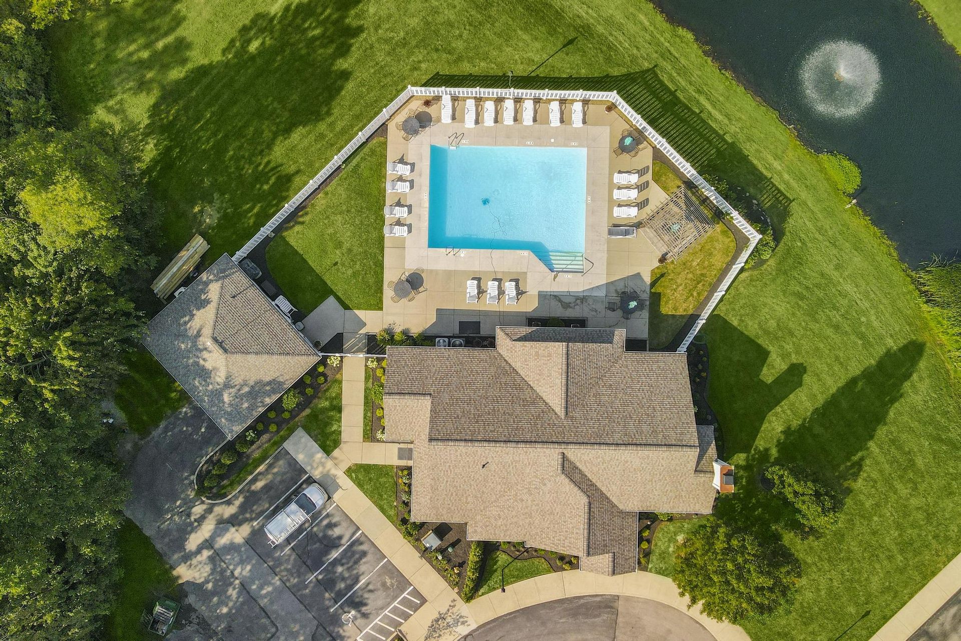 Columbia Woods Apartments photo gallery