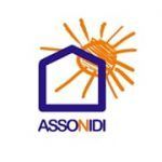 Il logo di assonidi è una casa con un sole dietro.