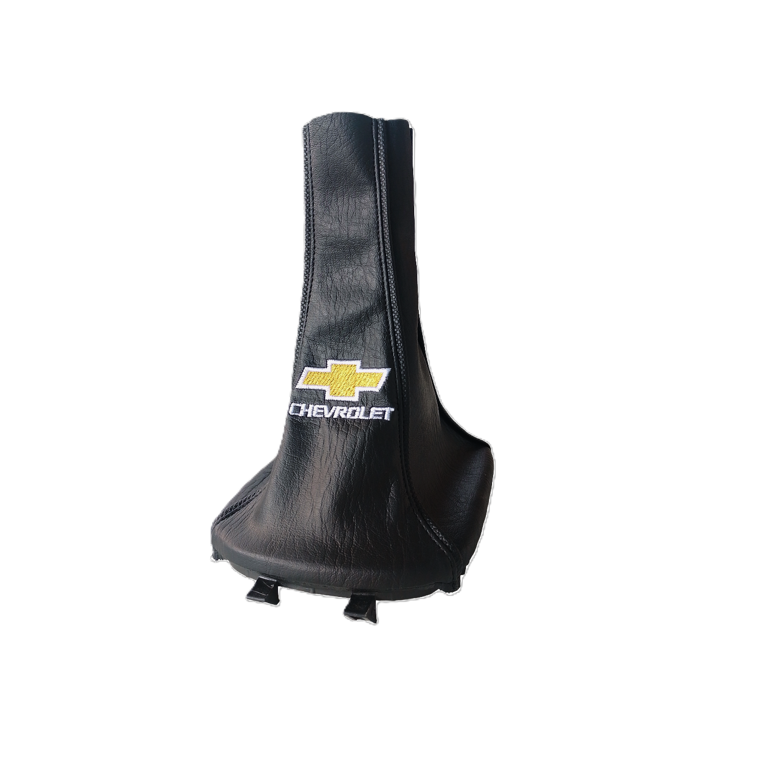 Dos fundas de cambio de marchas de cuero negro, una de ellas con el logotipo de Chevrolet.