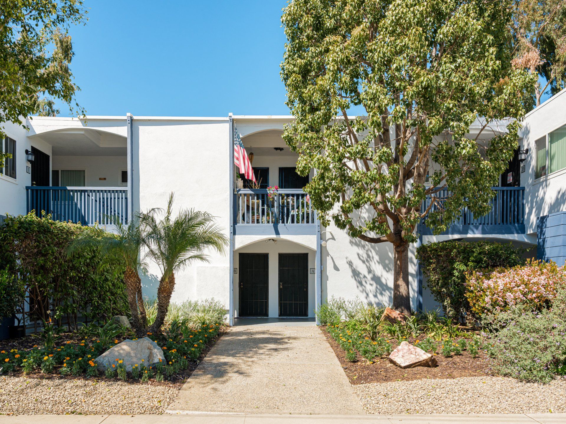 oak villa exterior