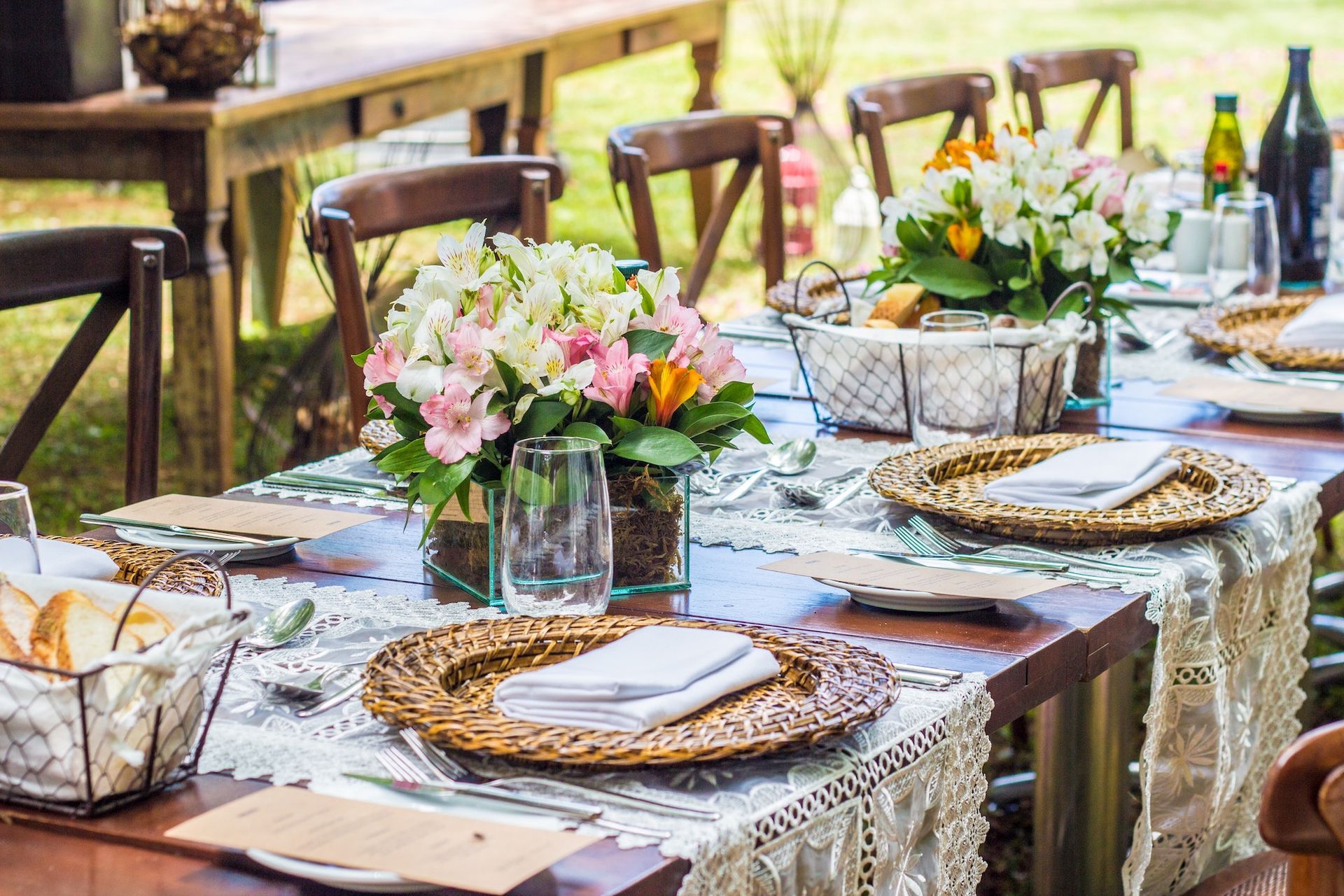 outdoor table setting
