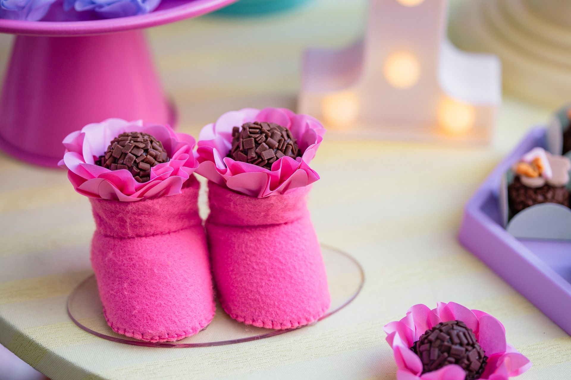 chocolate for baby shower gift