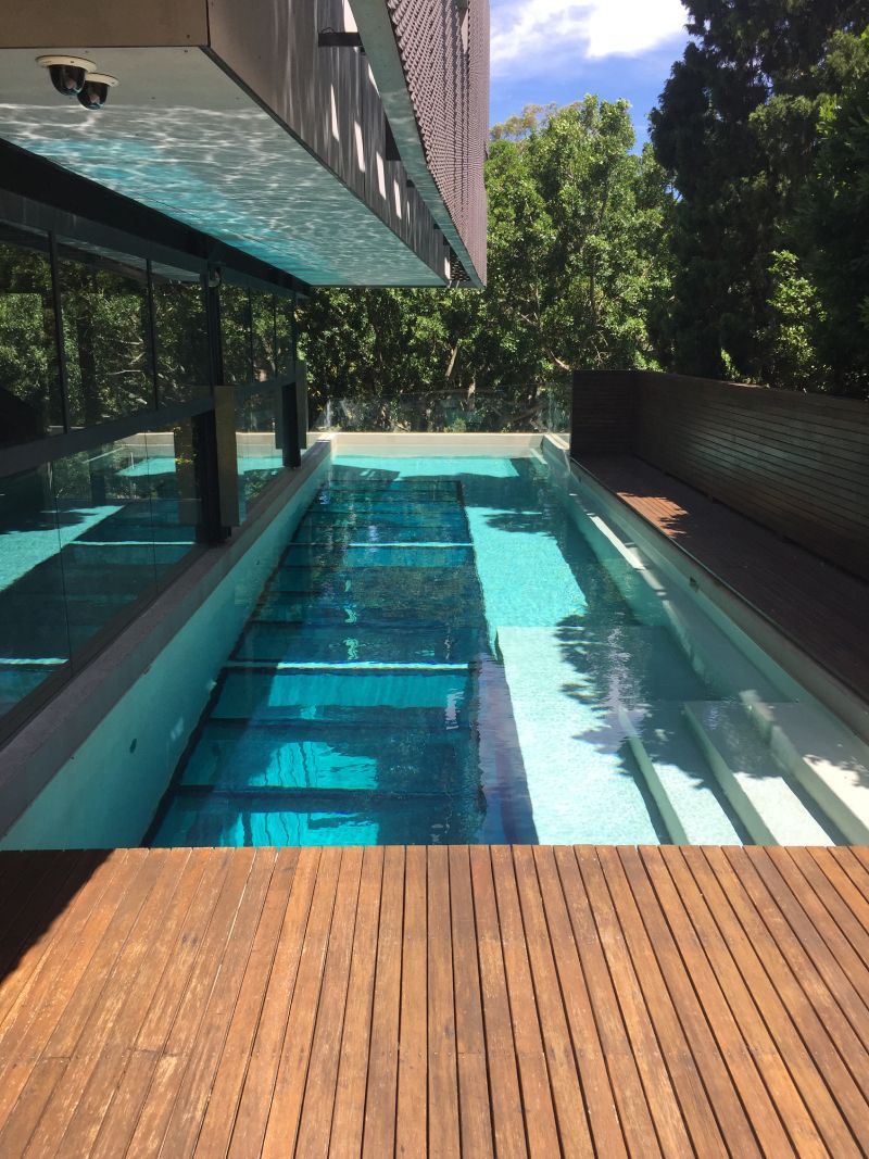 pool tiling