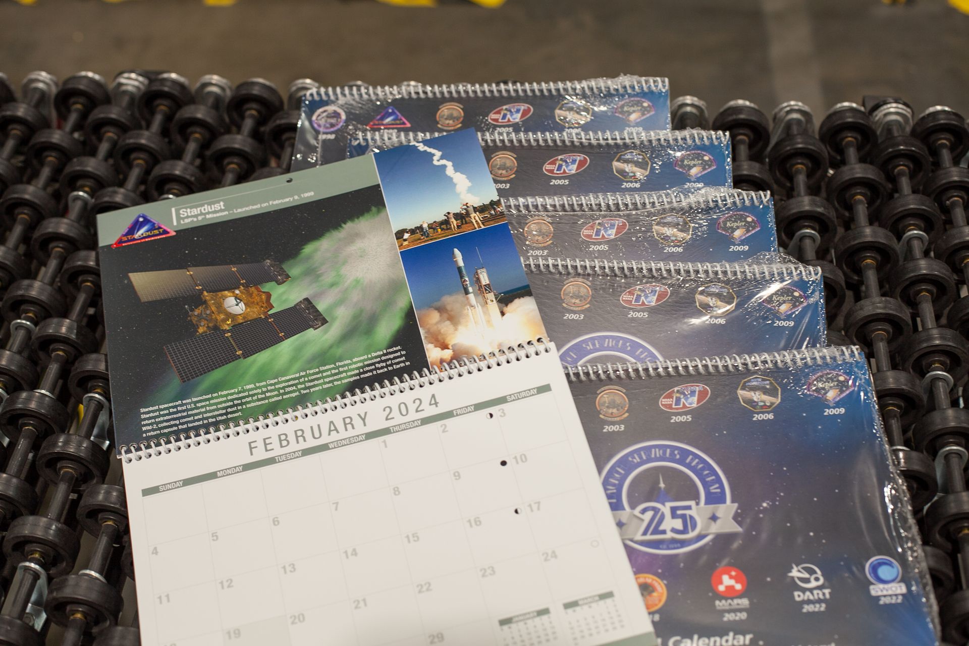 Custom wire bound printed calendars
