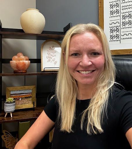 Lisa Abbot, LIMHP