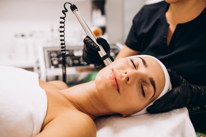 icl-skincare-therapy-microdermabrasion