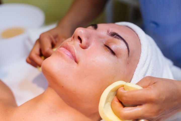 lci-skincare-therapy-rejuvenating-peels