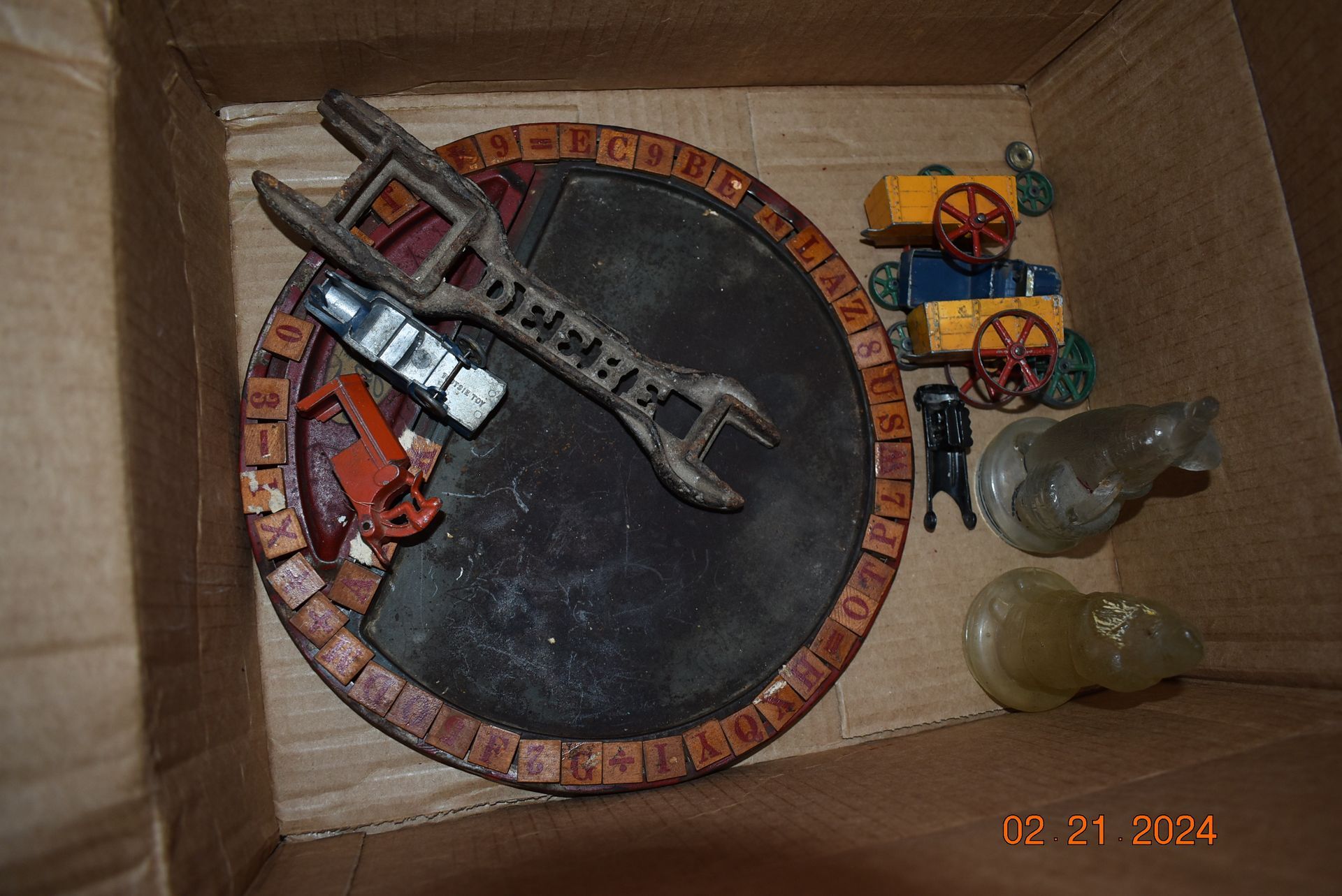 Box of antiques