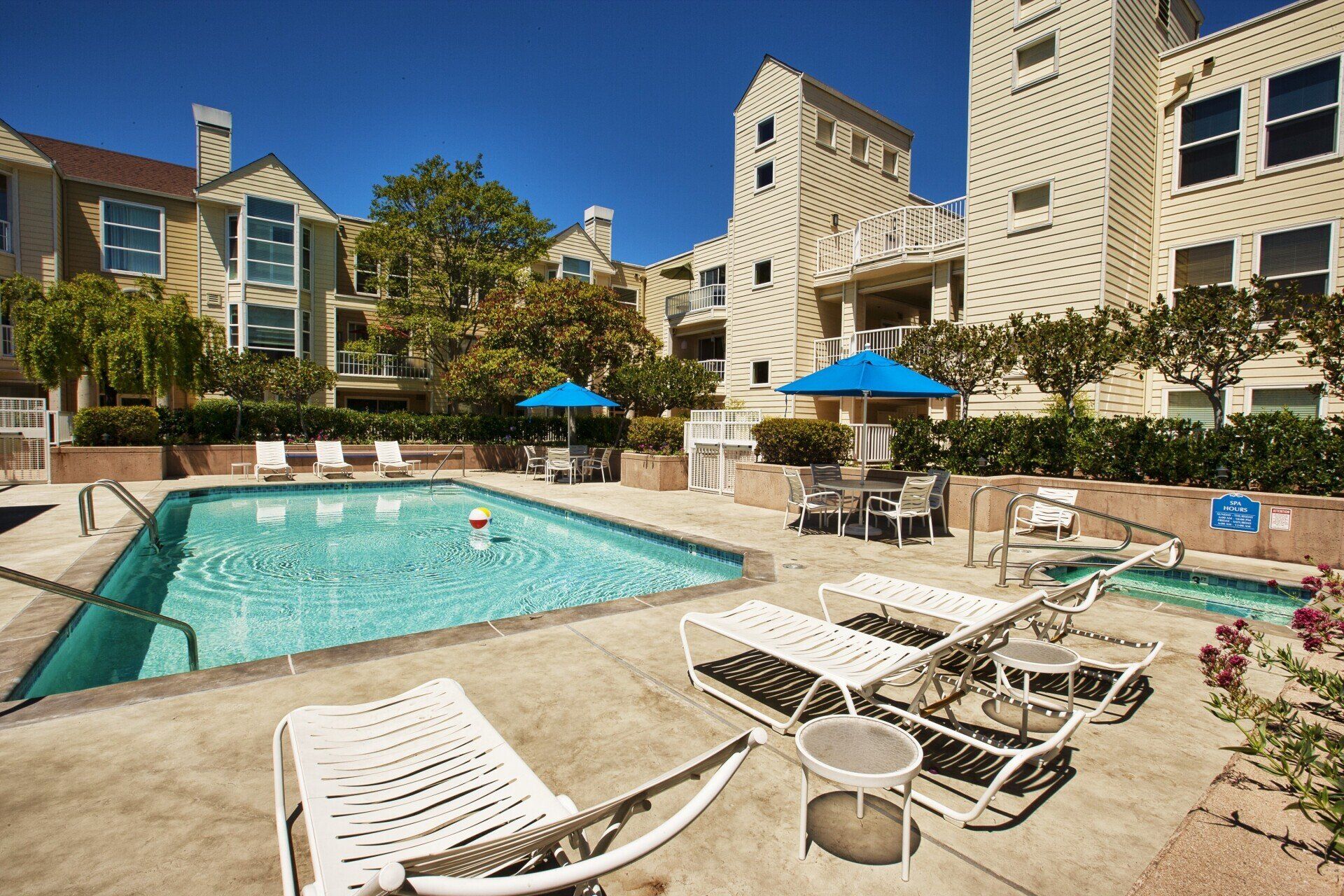 Ryland Mews Pool