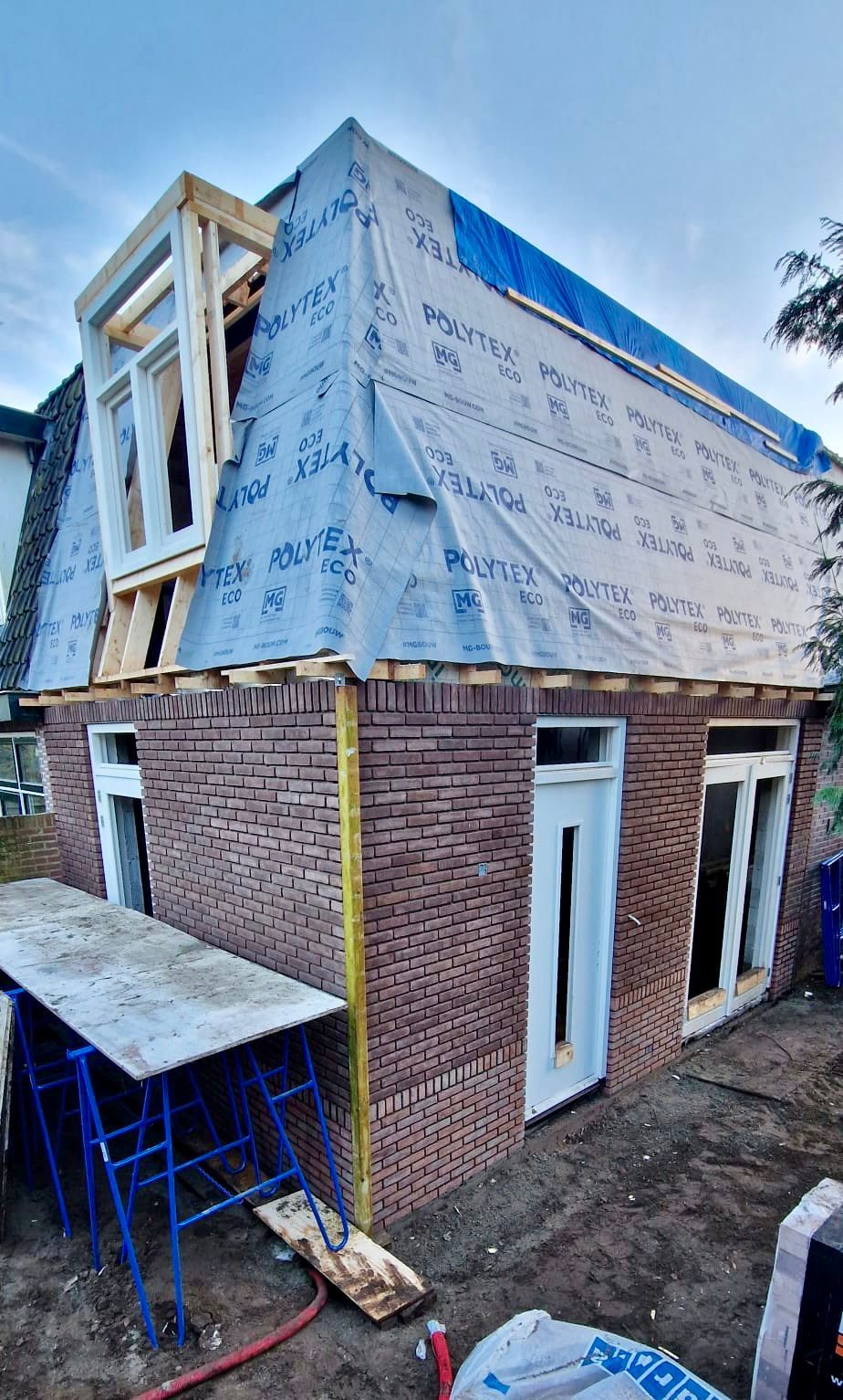 Dakkapel isolatie polytex. Woningverbouwing dakwerk waterdichte membraan