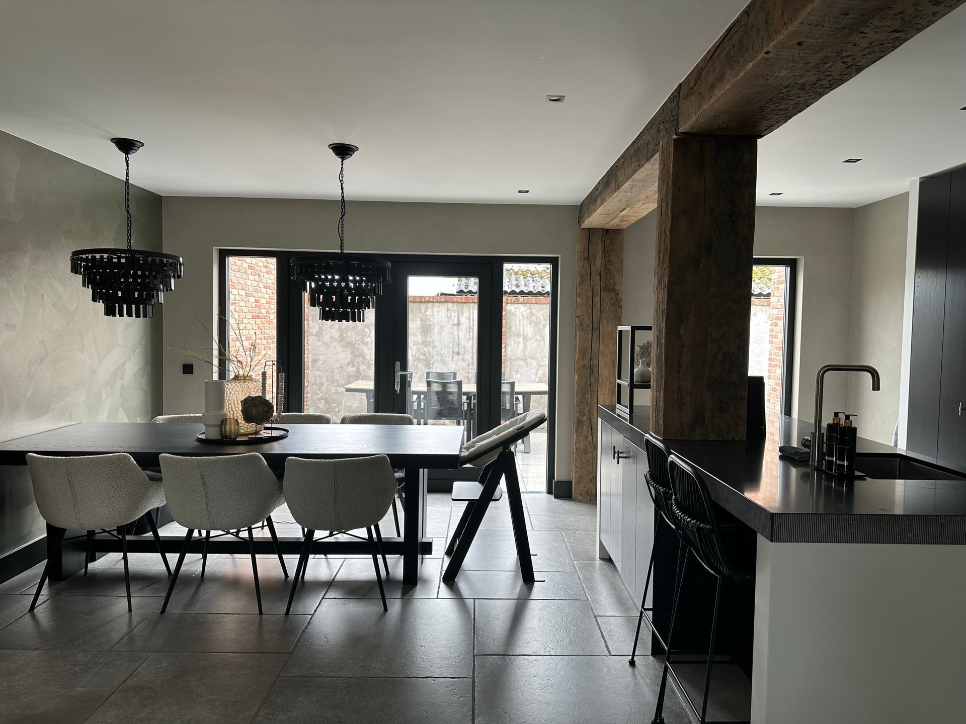 Badkamer interieur. Verbouwing sanitair woning.