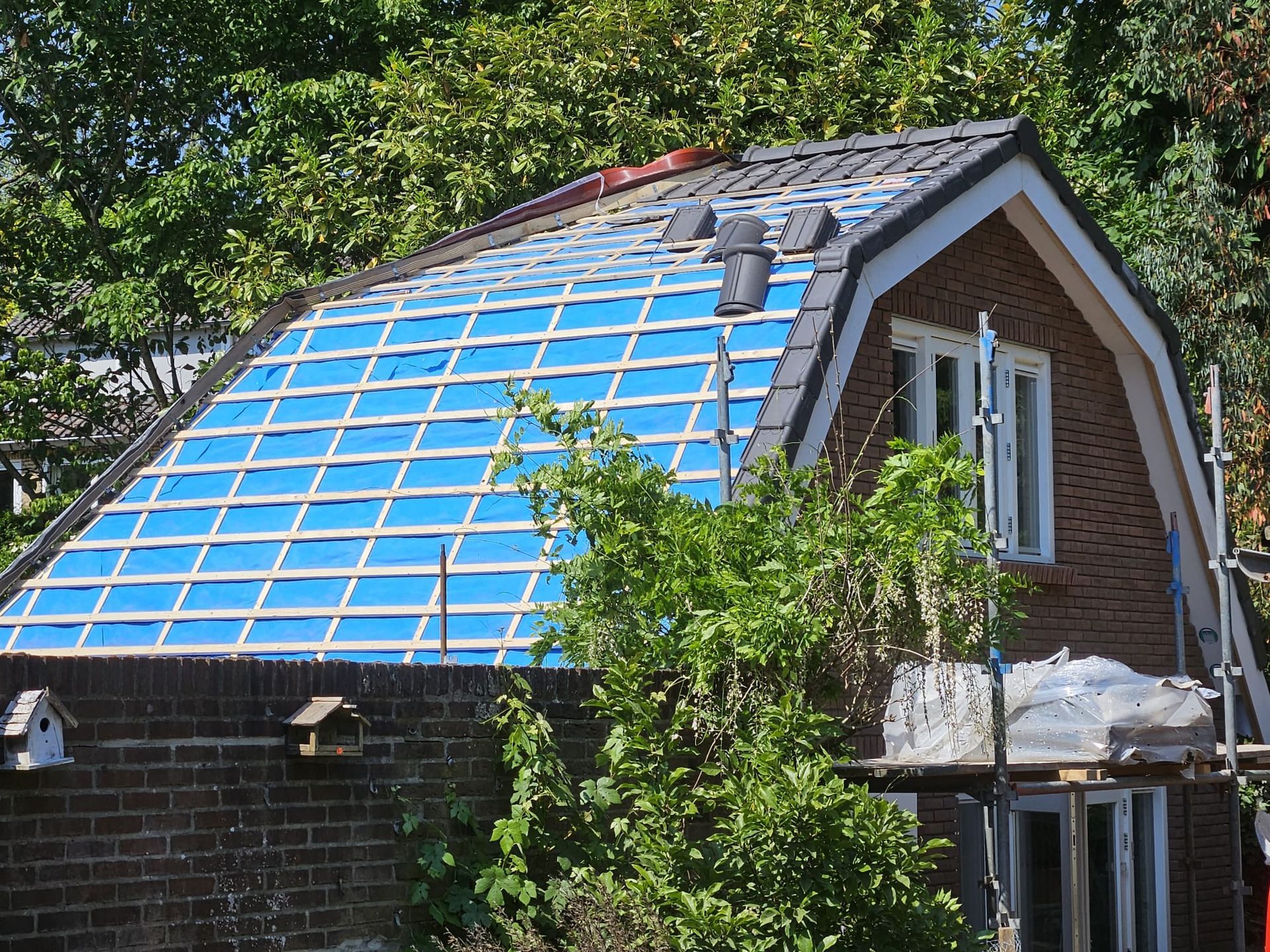 Dakbedekking in aanleg nieuwbouw bijgebouw 