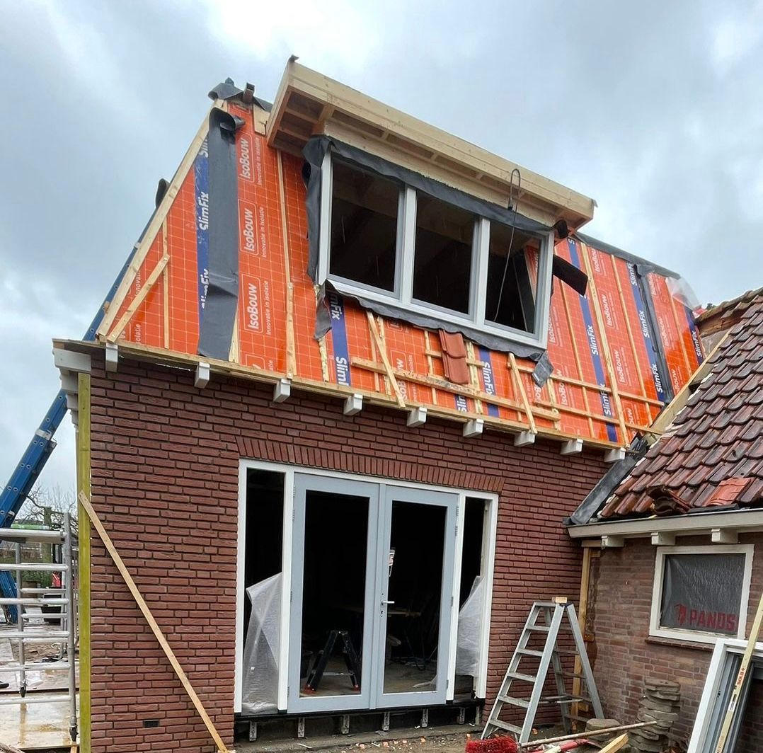 Dakkapel renovatie door aannemer EWG Bouw