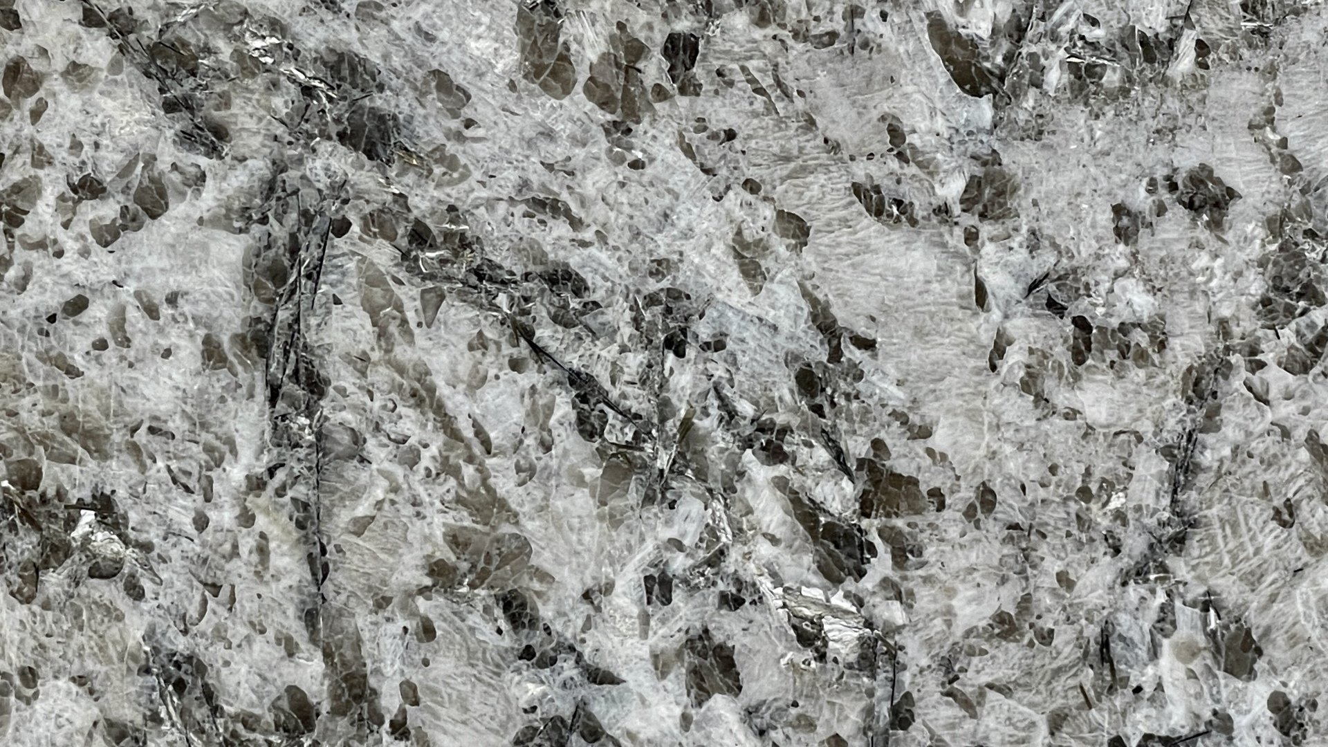 Stone and Ceramic Showroom in Huntington Beach Slab Marketplace