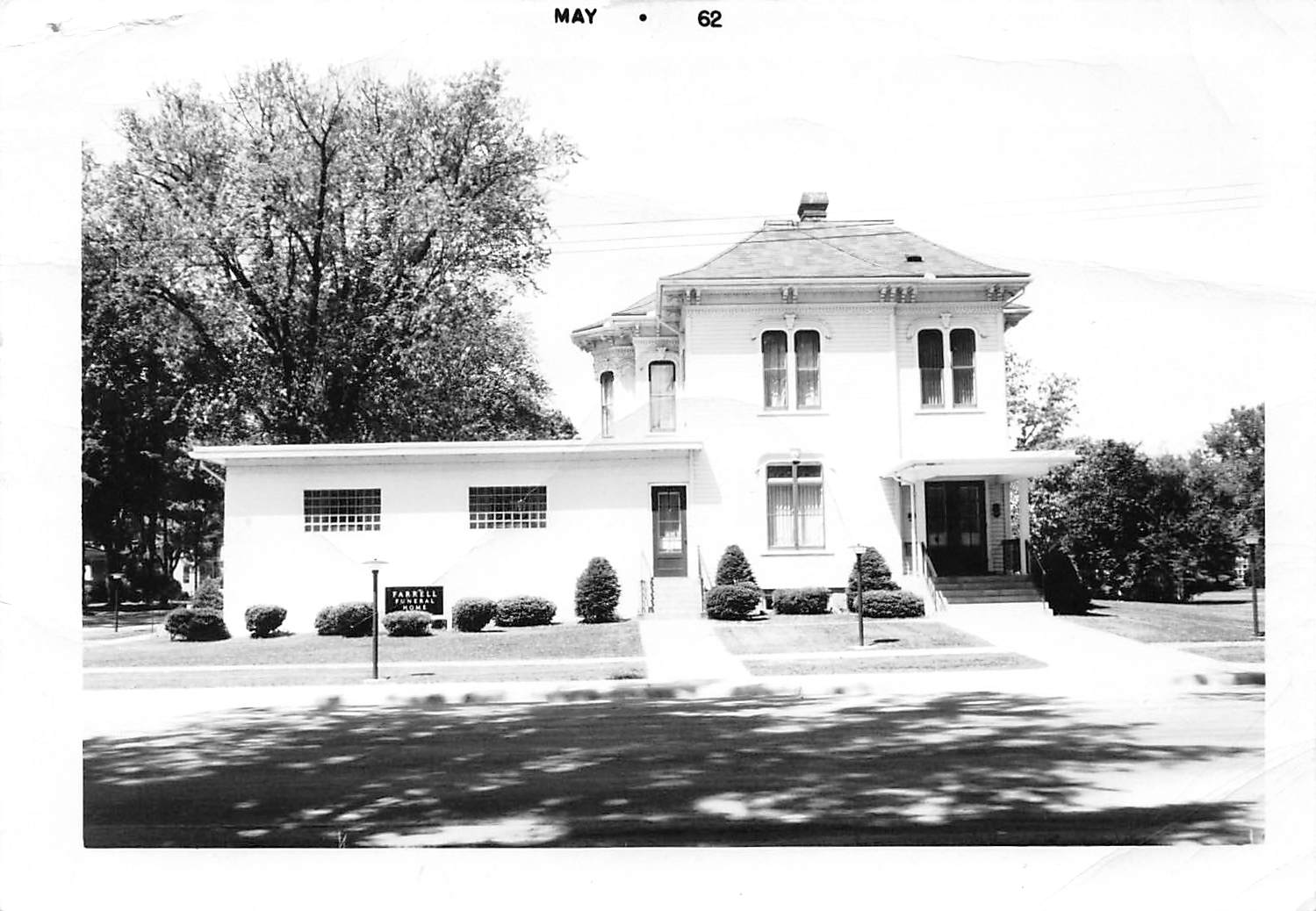 section-image