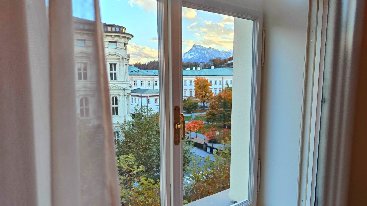 HYPERION Hotel Salzburg HYPERION Hotel Salzburg Fensterblick