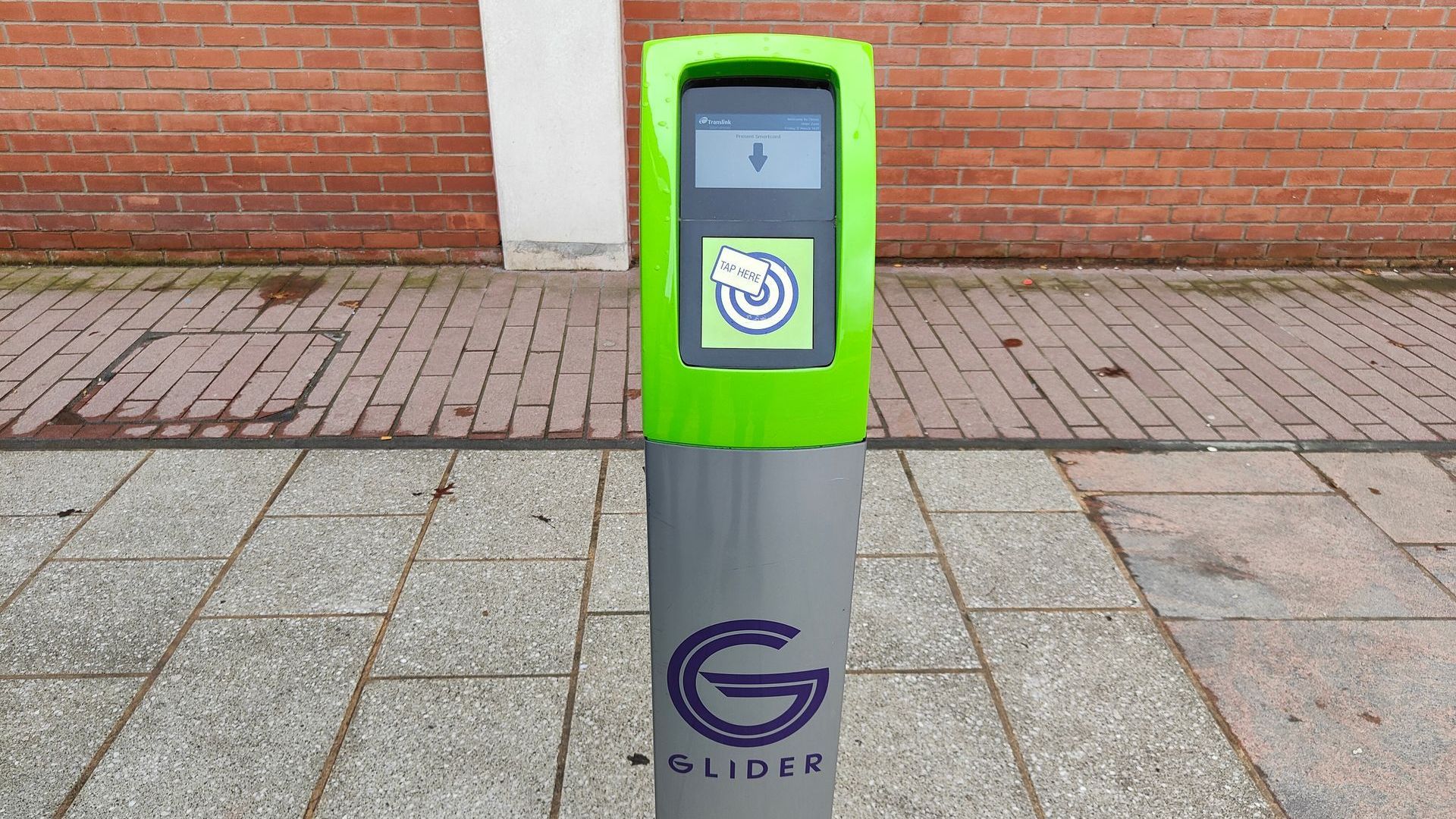 Glider Bus Entwerter Glider Bus Haltestelle Entwerter