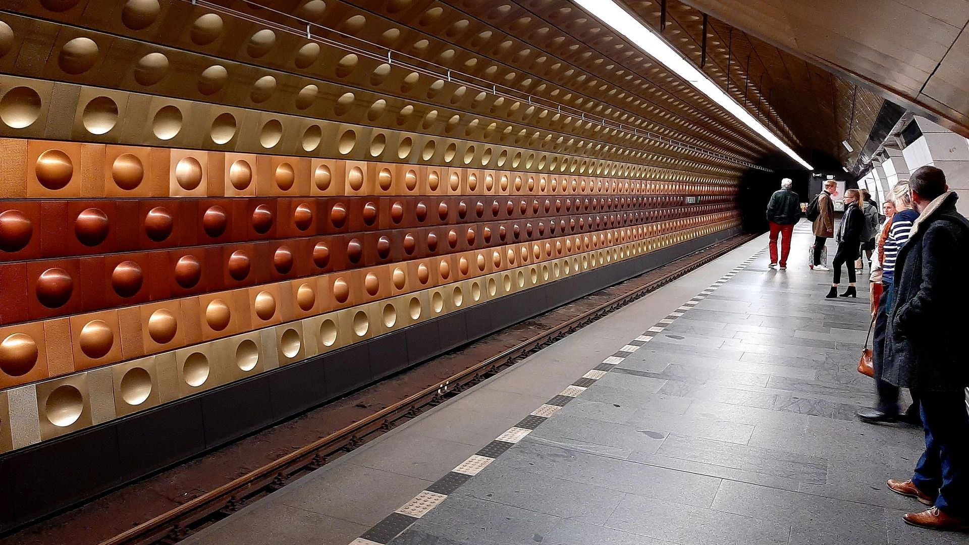 Haltestelle der Linie A Prag U-Bahn Metro Haltestelle Linie A.
