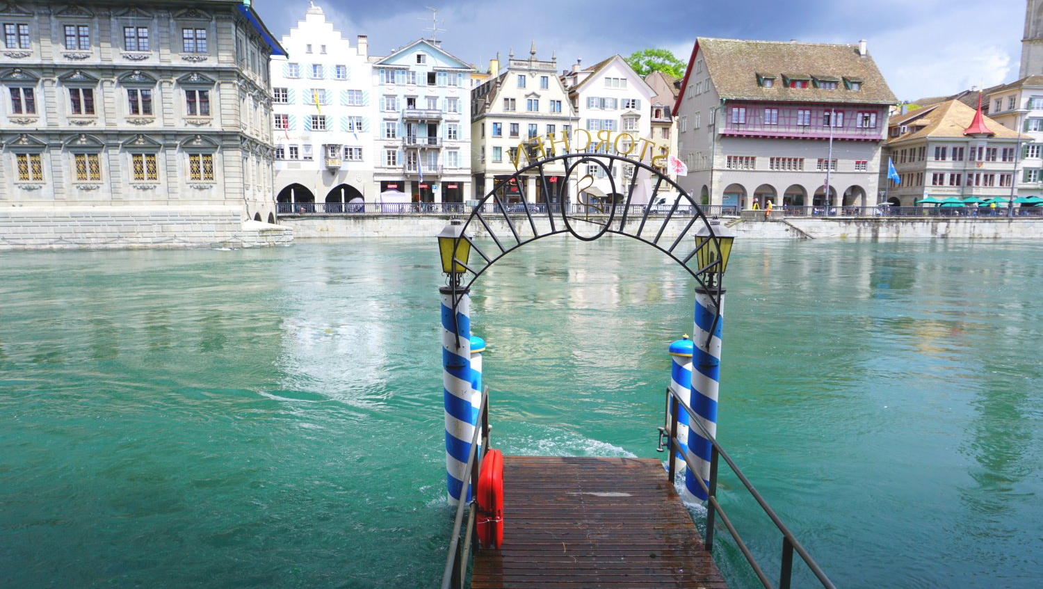 Limmat (Zürich). See. Schweiz