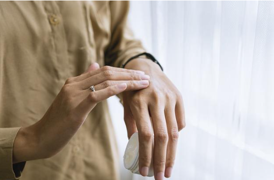 Primary Care for Skin Issues in the Summer | Sisselman Medical Group