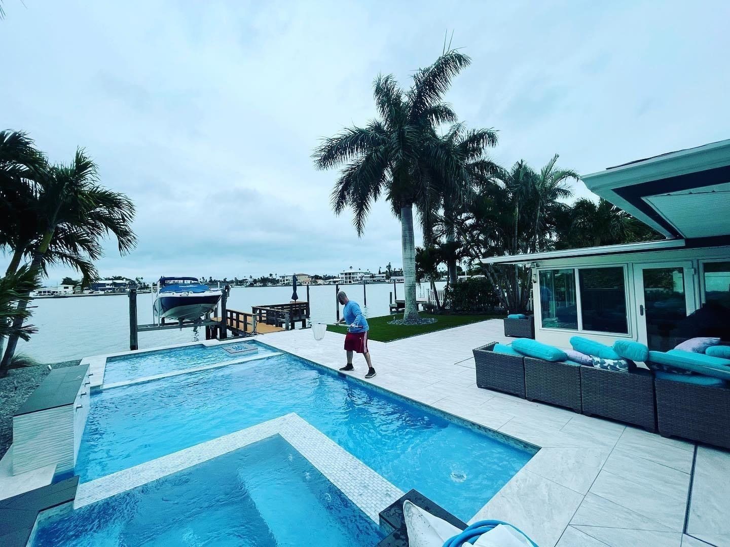 Chlorine Pool Cleaning | Wesley Chapel, FL | Calta's Clear Pools