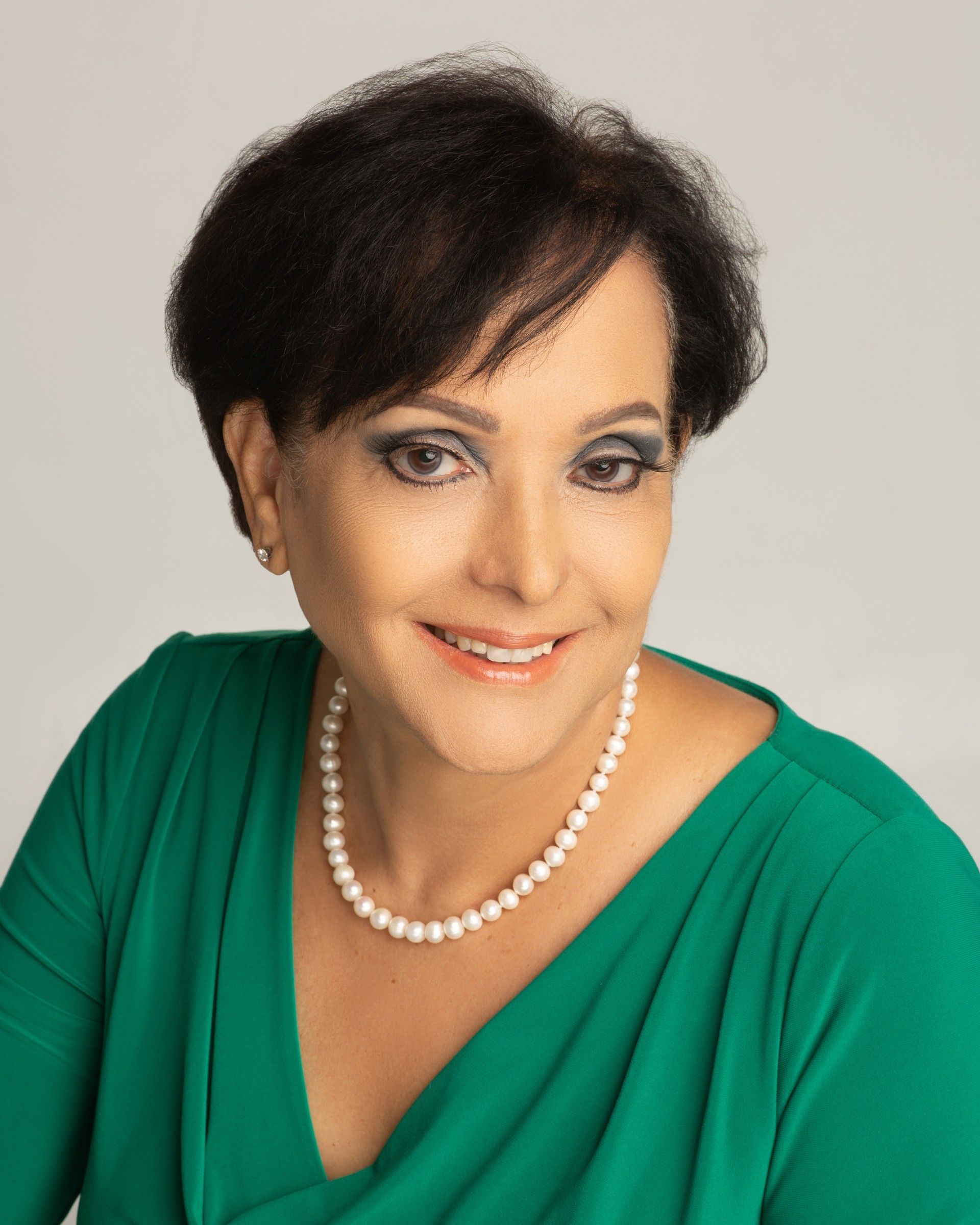 Dr. Norma Lora, MD