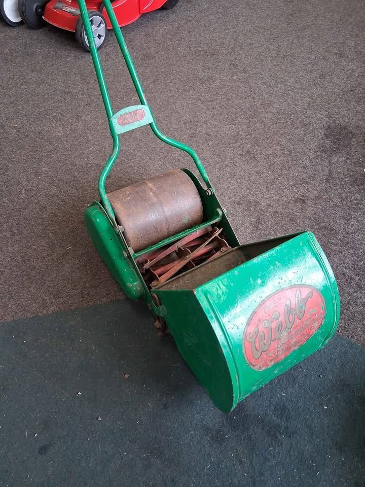 Vintage Webb Whippett