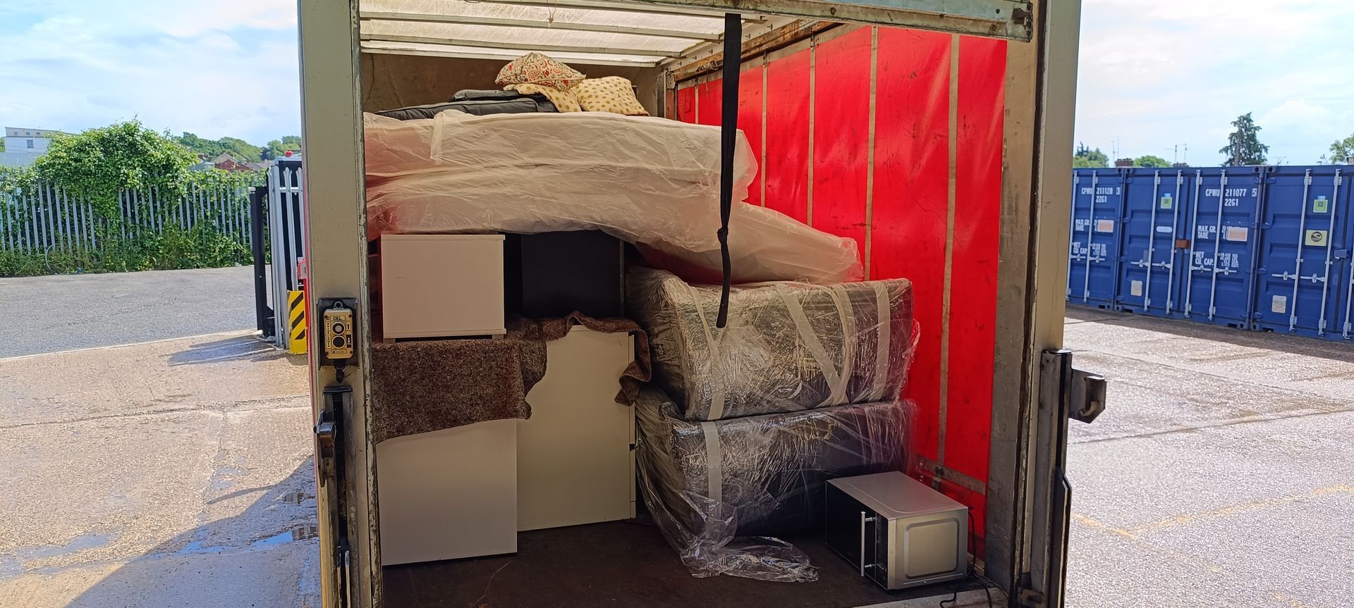 Items from storage to long distance move away.